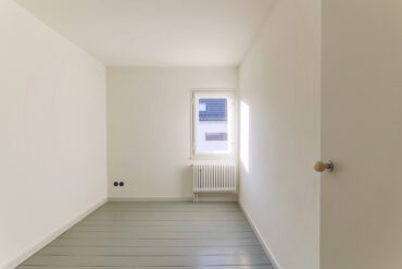 JÄ17 | Instandsetzung und Modernisierung eines unter Denkmalschutz stehenden Einfamilienhauses | 14532 Kleinmachnow