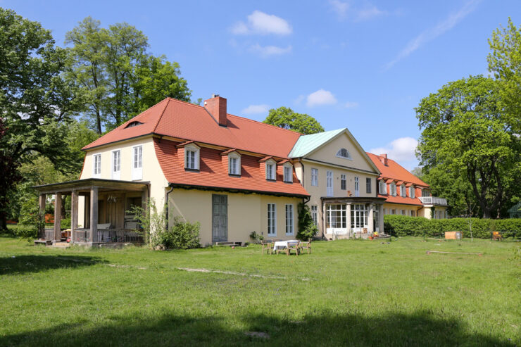 B3 | Umbau, Instandsetzung und Modernisierung eines unter Denkmalschutz stehenden Landhauses | 14469 Potsdam