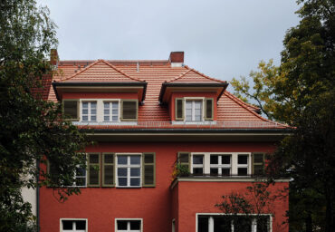 T111 | Ausbau des Dachgeschosses einer unter Denkmalschutz stehenden Doppelhaushälfte | 14195 Berlin