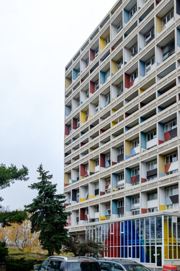 FLA16 | Instandsetzung und Modernisierung einer Wohnung in einem unter Denkmalschutz stehenden Wohnhaus | 14055 Berlin